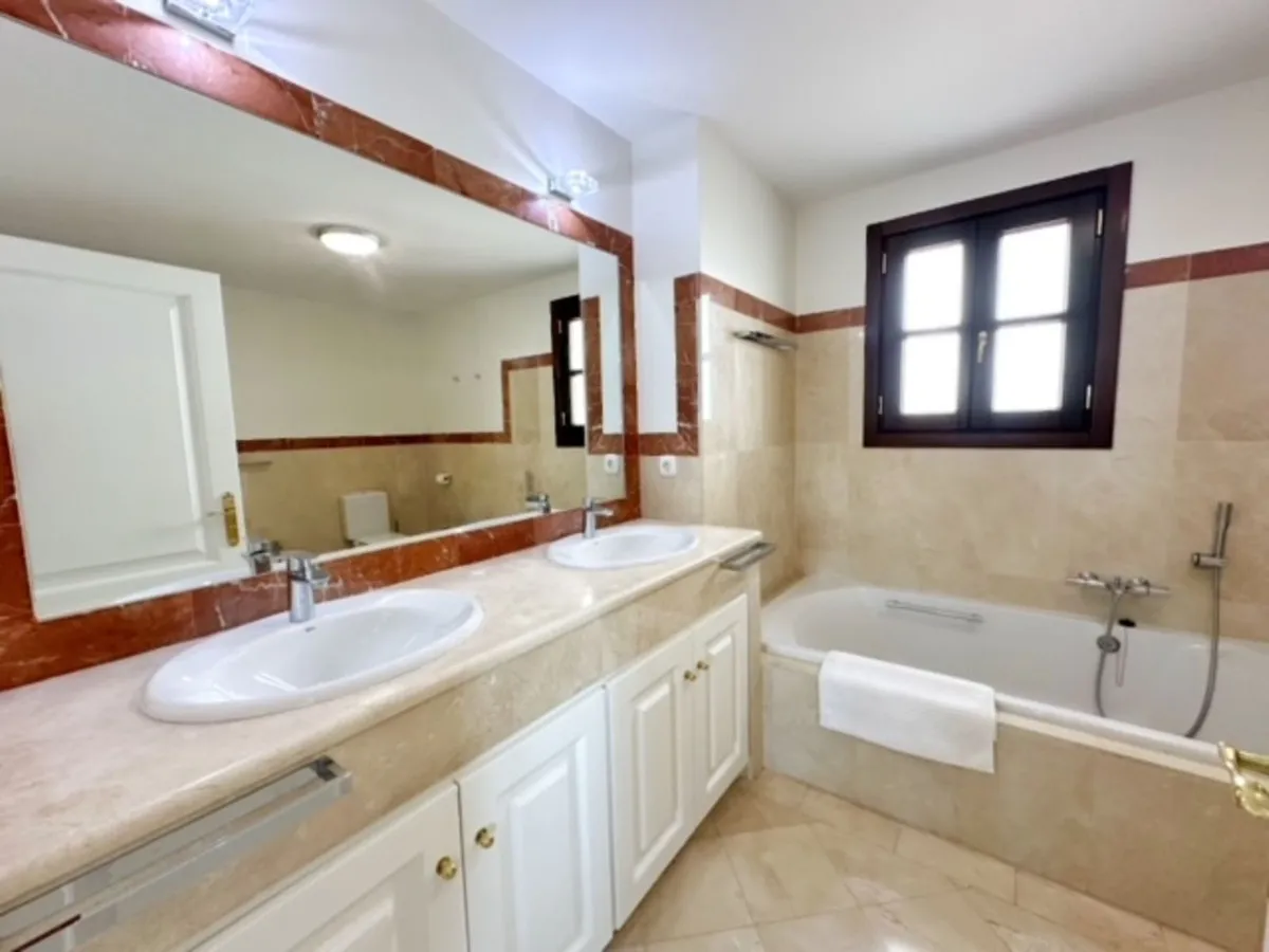 c956420b-7f7c-4f37-98aa-470348d5482c