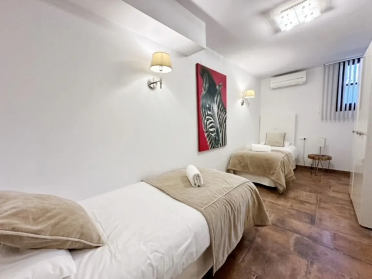 fbcc40ca-38e1-4c64-9ba3-2a60392a47f4