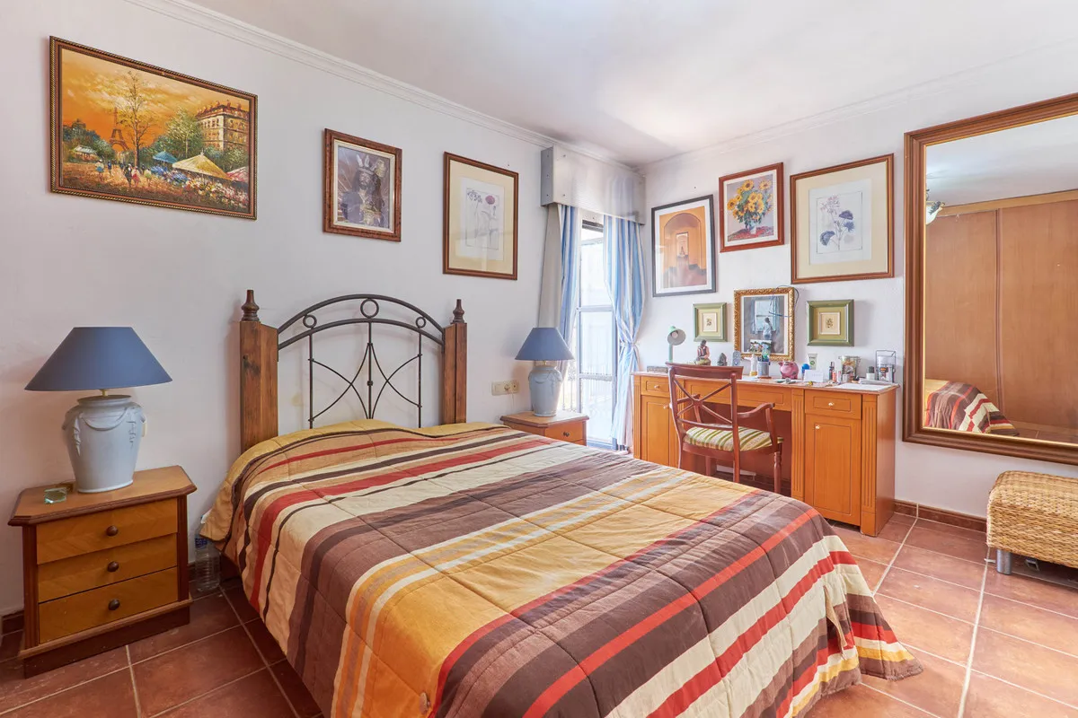 ea1c56c8-6725-449b-afdc-a6463ba81ac4