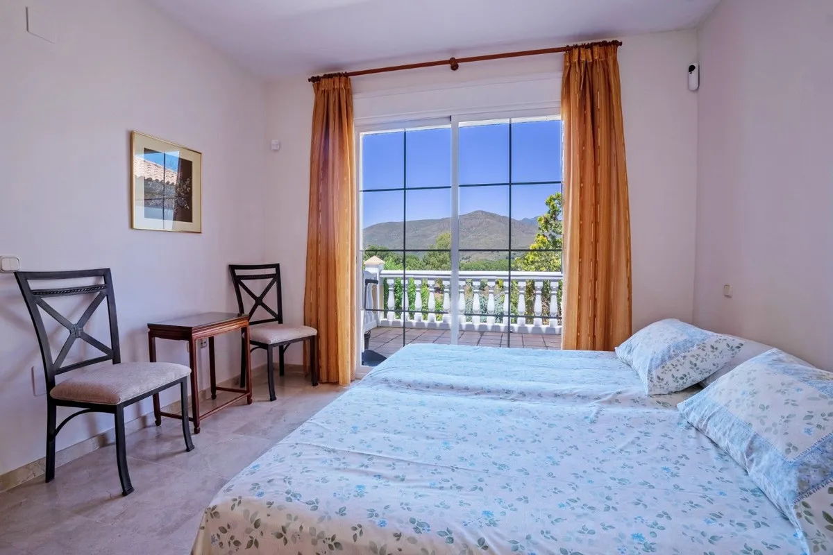 056a9f0a-3ca5-4e4a-8031-55c88ad8902f