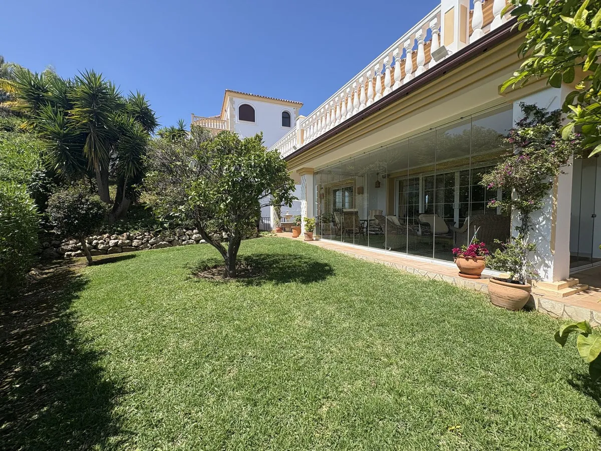 9fe80997-2478-400e-88e5-12d46b4b24ad