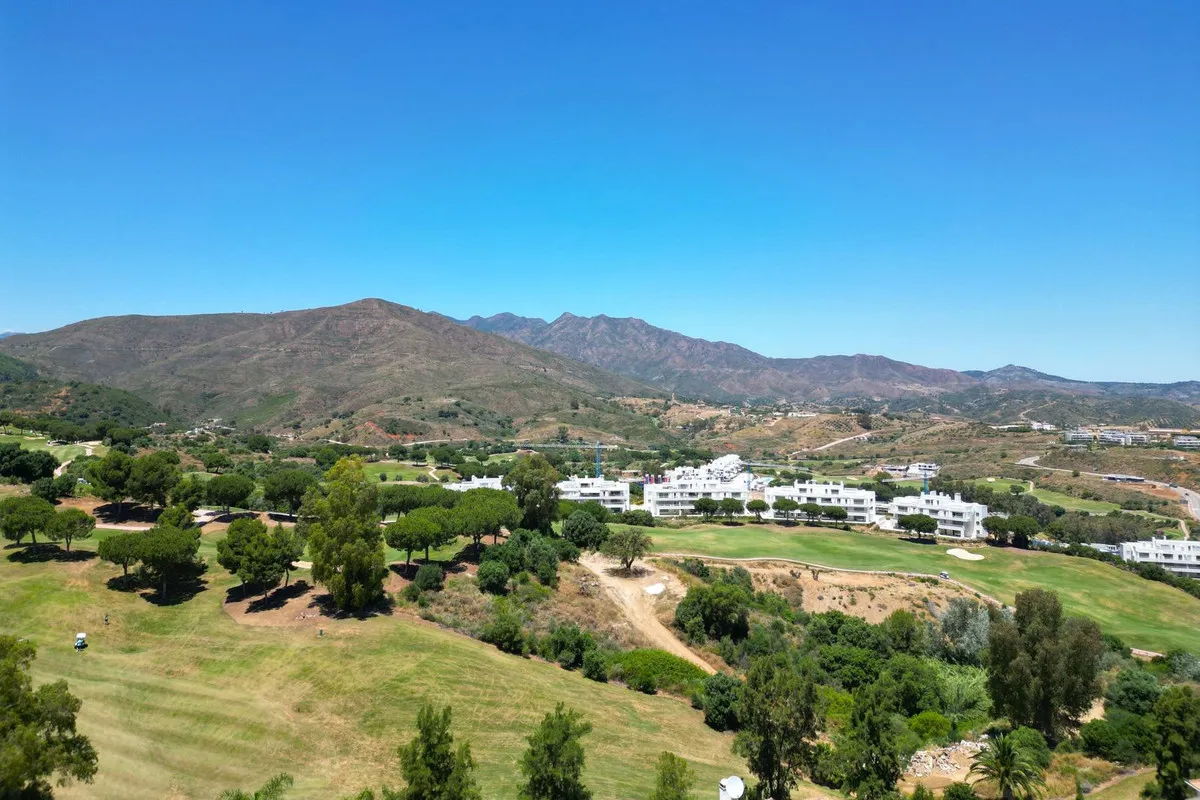 ba22454a-23b2-4c12-8998-c1522c8d3fd1