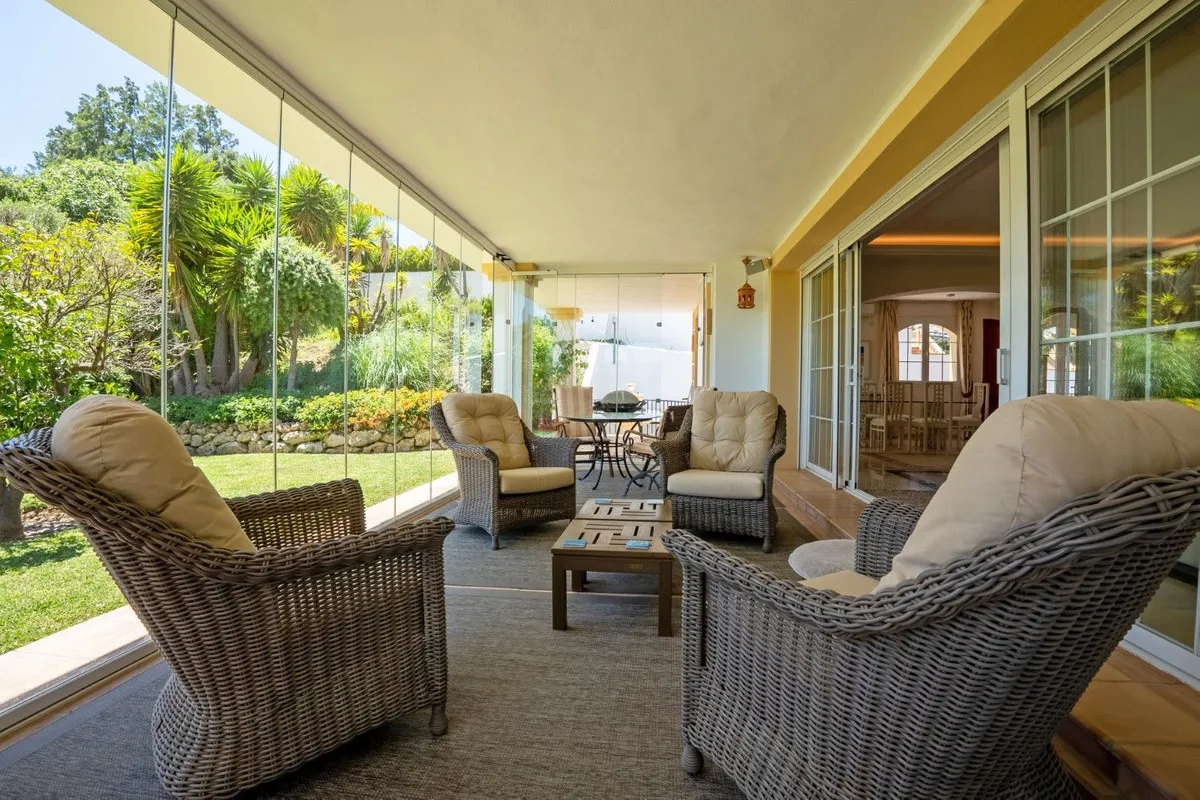 f725baa1-c9cc-4190-9f2a-74f99bc1e019