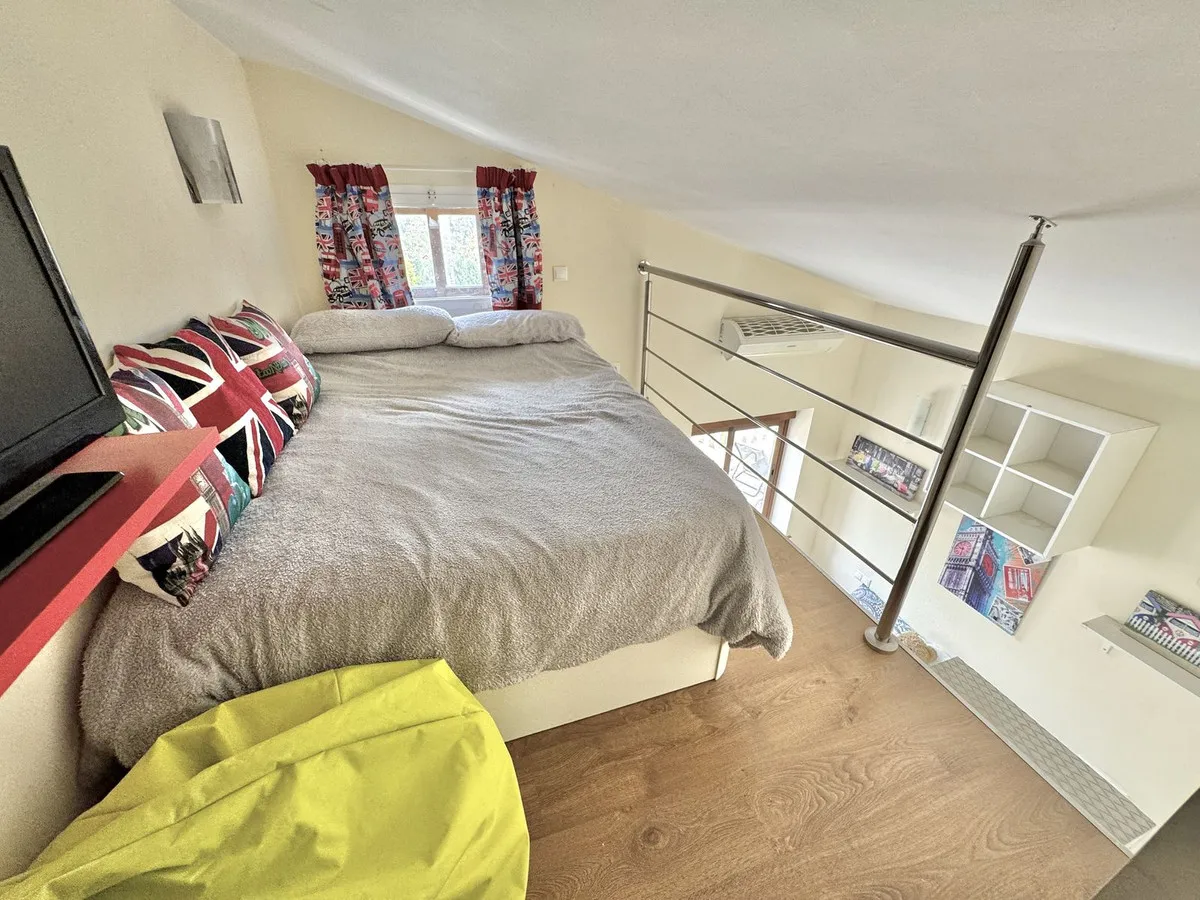 d5f97311-6611-4ba5-828e-4d72b795c9ed