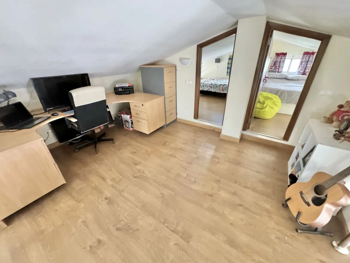 f79bce56-70df-4b9d-80da-38cbf3a3ccf2