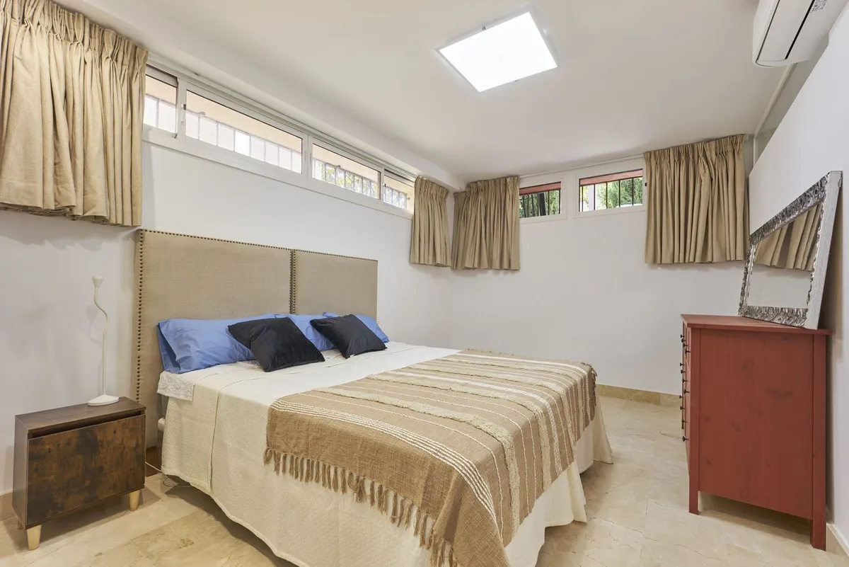 538526d8-1206-485b-9d65-8c4db459d7a1