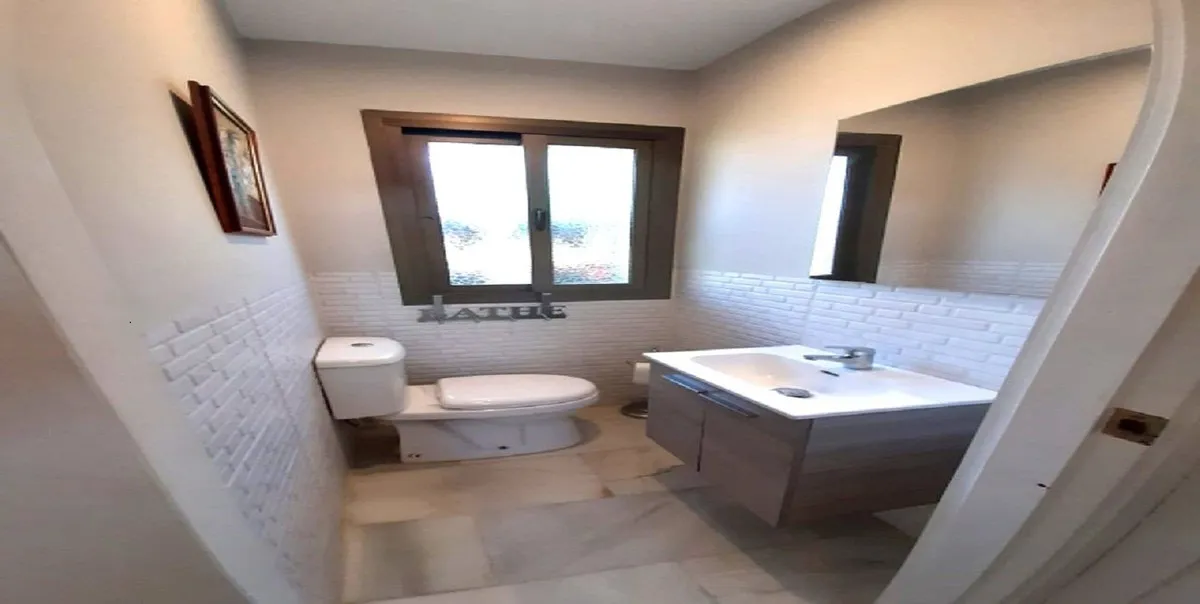 930501fb-deee-4ee5-92d6-2e8e70bf937c