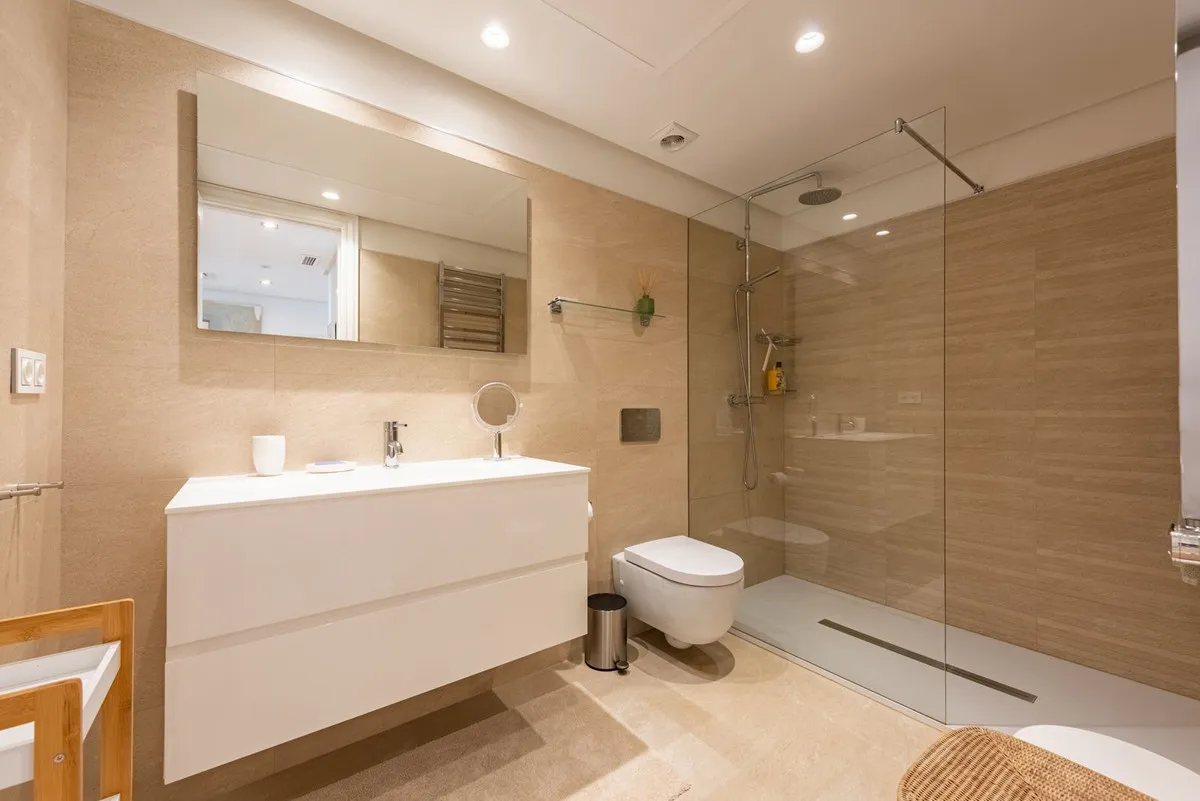 79a30c08-ab95-4508-8c84-7de2be6e592d