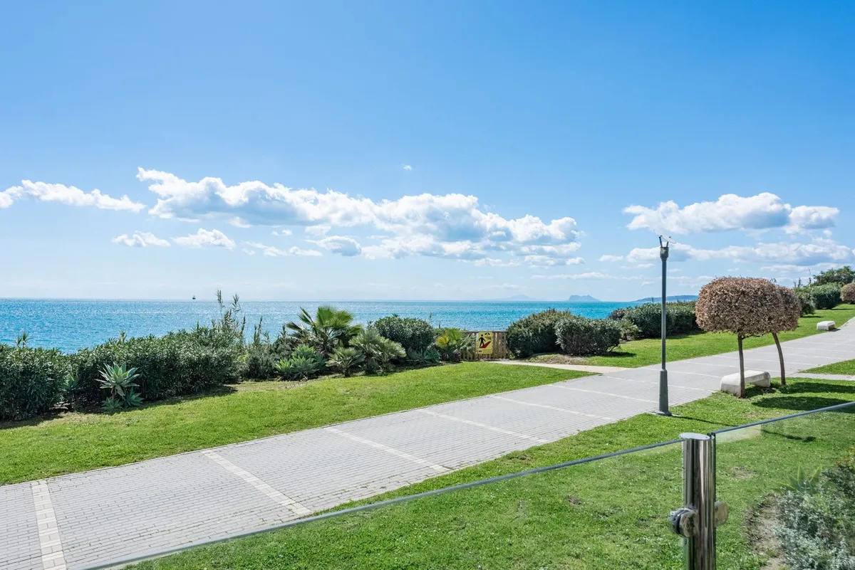 b58d804d-af35-4189-96eb-941b2e7e33f6