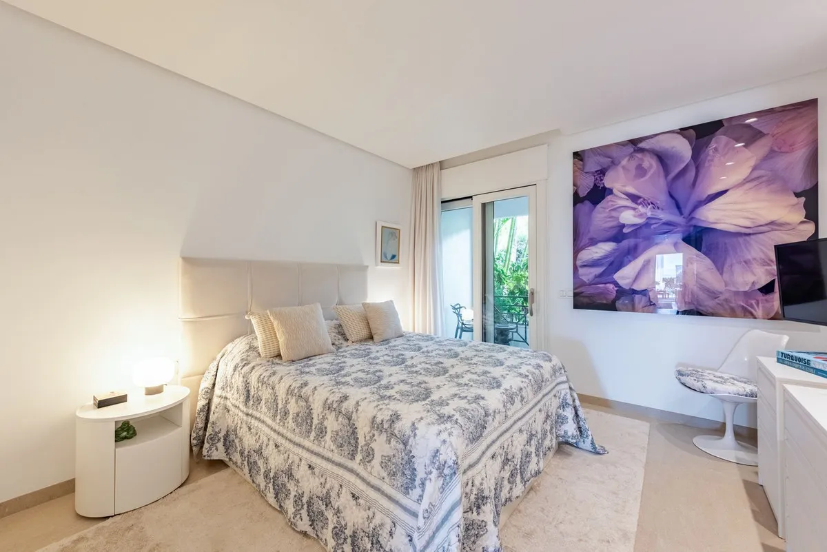 b8c43e7f-3fe4-47ab-bc7a-7b6632324eda