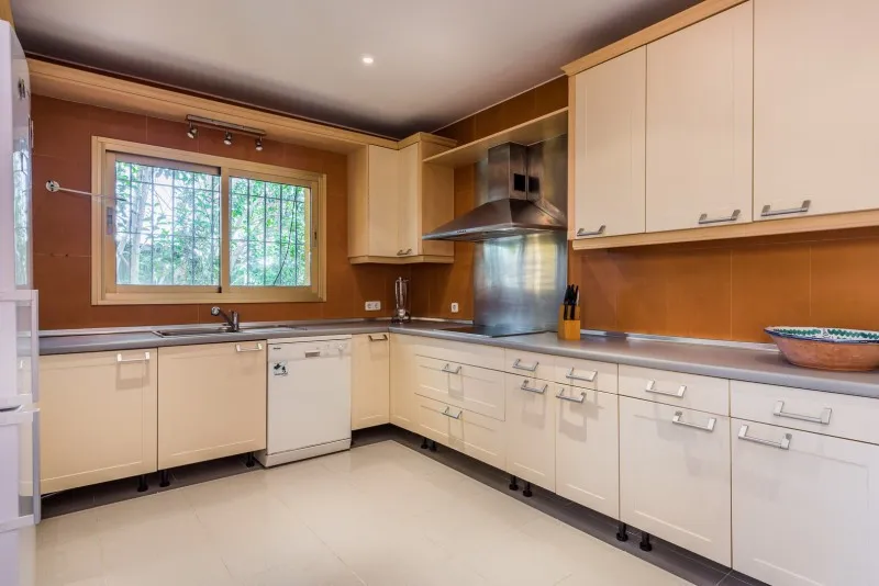 53e4d14c-847f-474c-8023-9aa698e9fb59