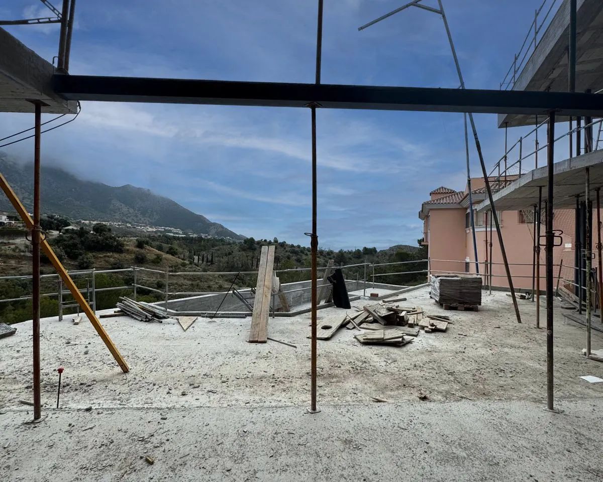 75ab78e6-b337-4fd1-b99e-3805ea3a8b1d