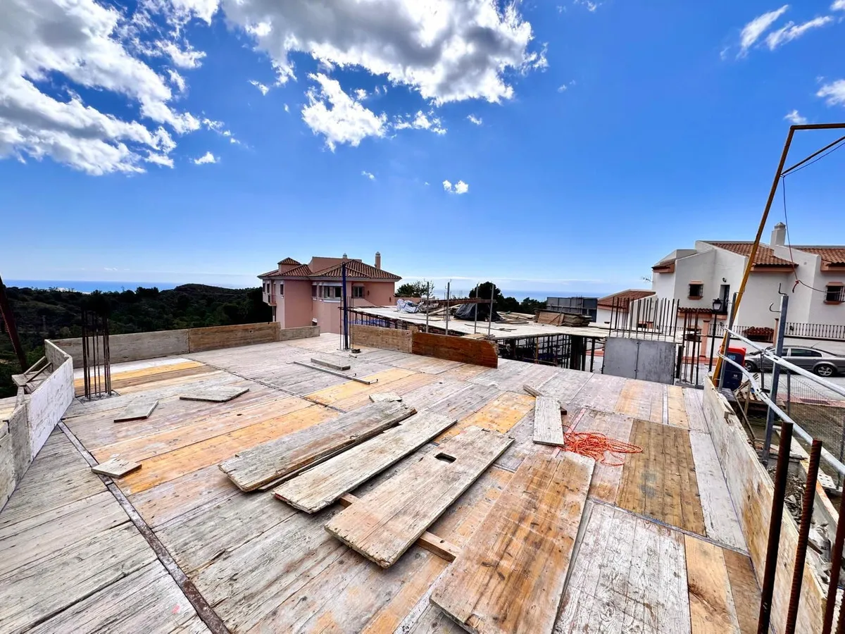 d492e9cc-8188-487a-8a37-b9639800d3c1