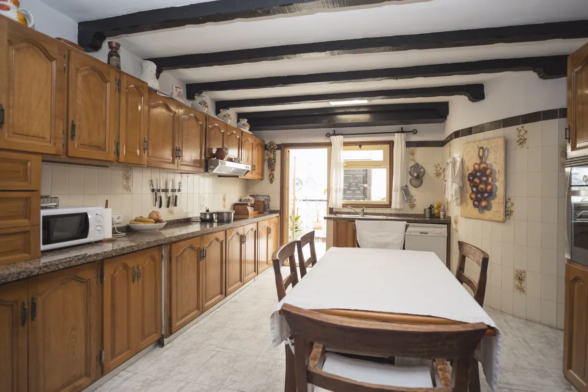 0ca6b24d-dd59-4beb-8377-bc7d91c7d487