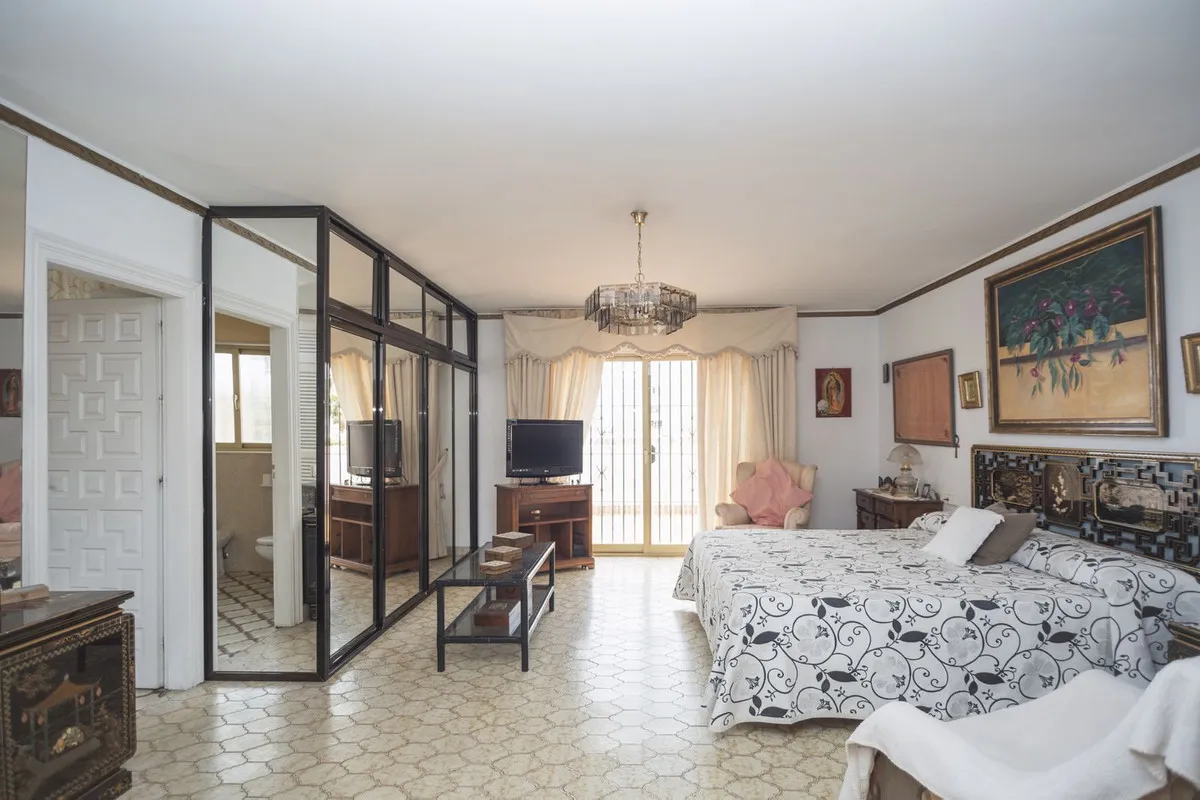 9c02db7f-c4cf-43f2-8a65-f94b7ef029e4