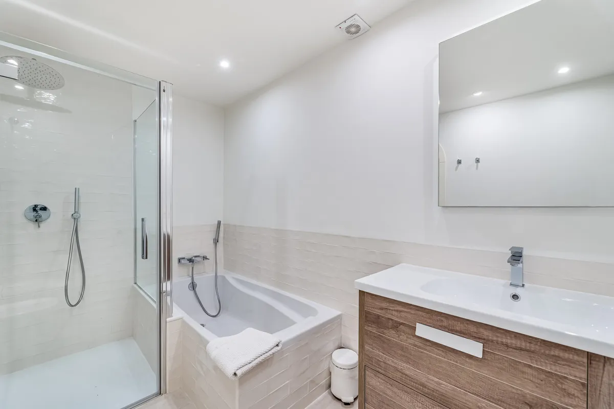 3857a20e-40d2-444e-94c5-765e73ff56b2