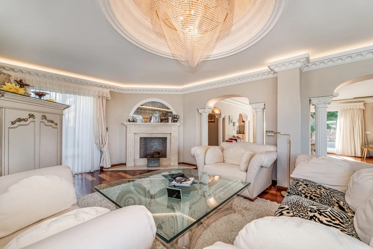 f3630c68-ce70-4f98-94b9-96138a854c97