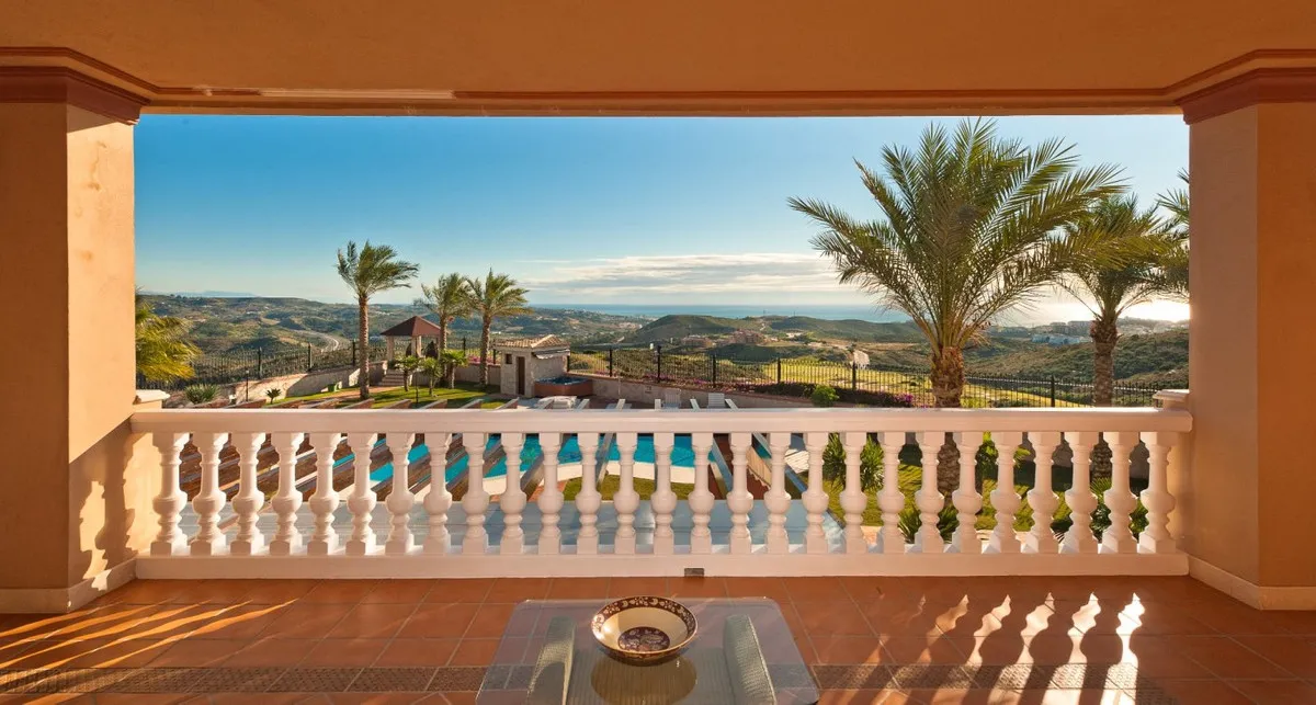 54b9f57f-fbda-4975-9178-9ac0763b1113