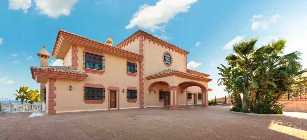 998e0574-02ef-4a8e-96f3-f01cfadd0f3f