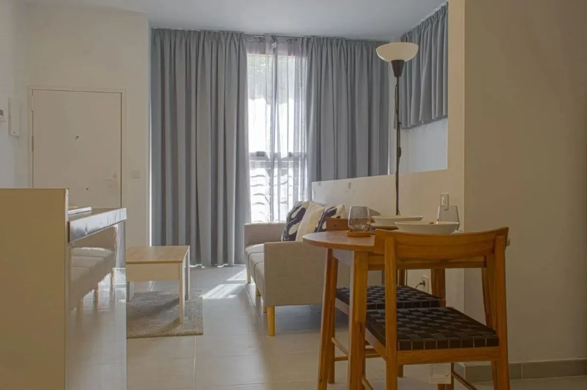 6fd7ae2d-fc29-4286-ab96-eef4303b6255