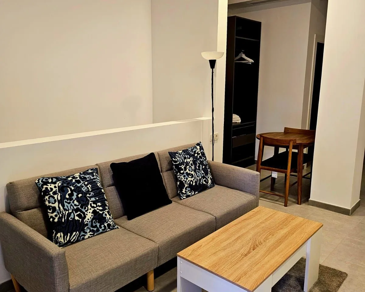 9ef1b5f7-cc3c-4943-9aba-308a1e6c13c8