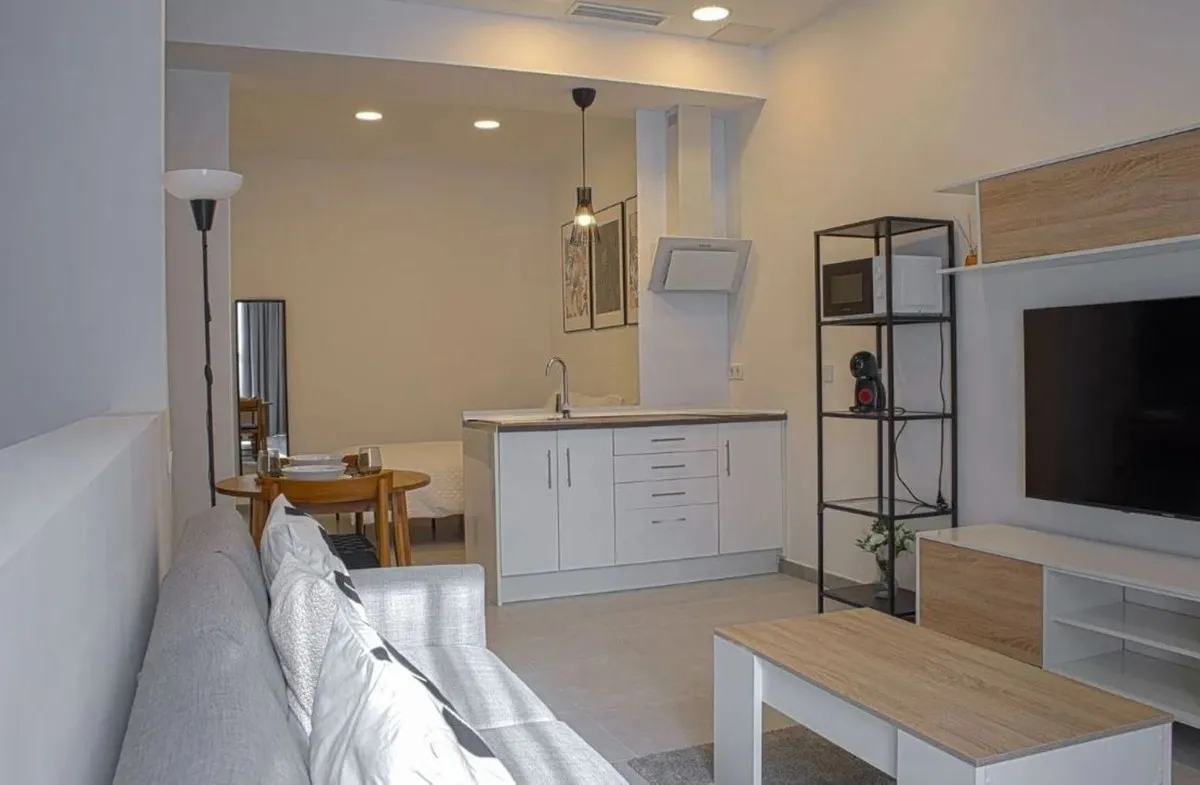 b22601ee-14c9-42ed-8fd5-abf2f0deb592