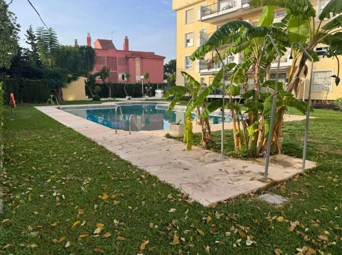 ea779713-d042-4050-8338-329ae9bbbd16