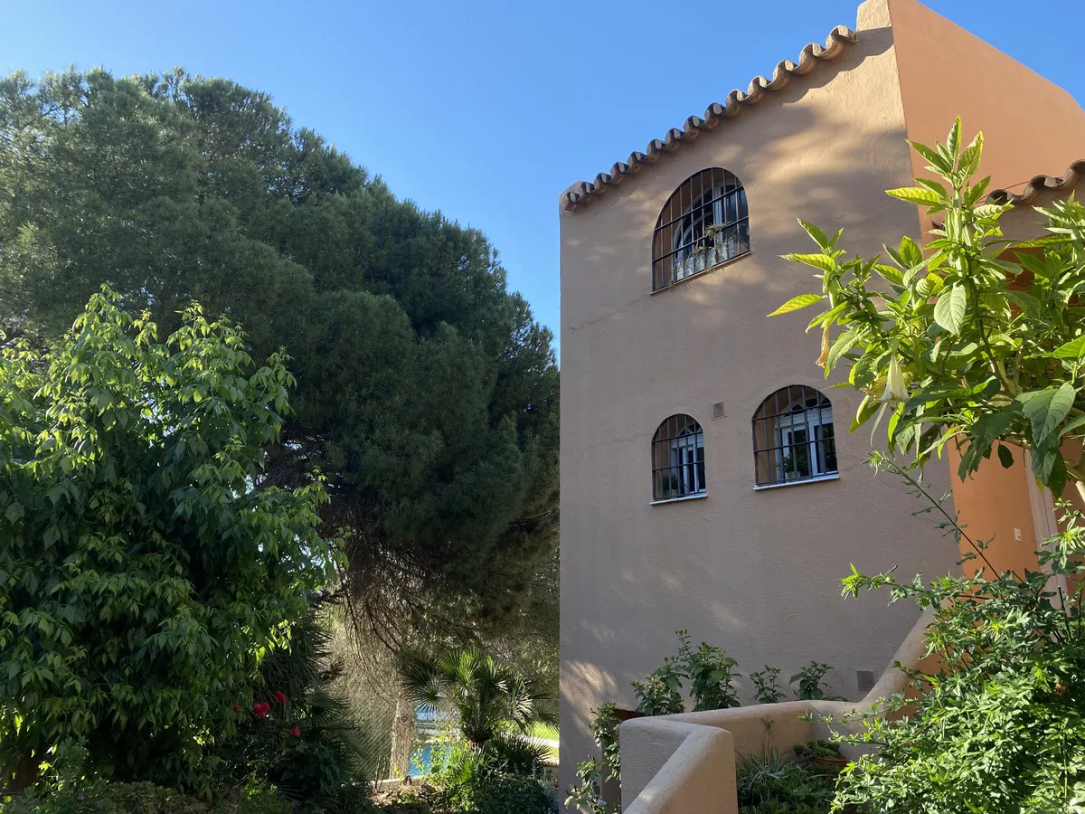 28d772d5-bdd7-4516-b6e5-eed7ff081c5d