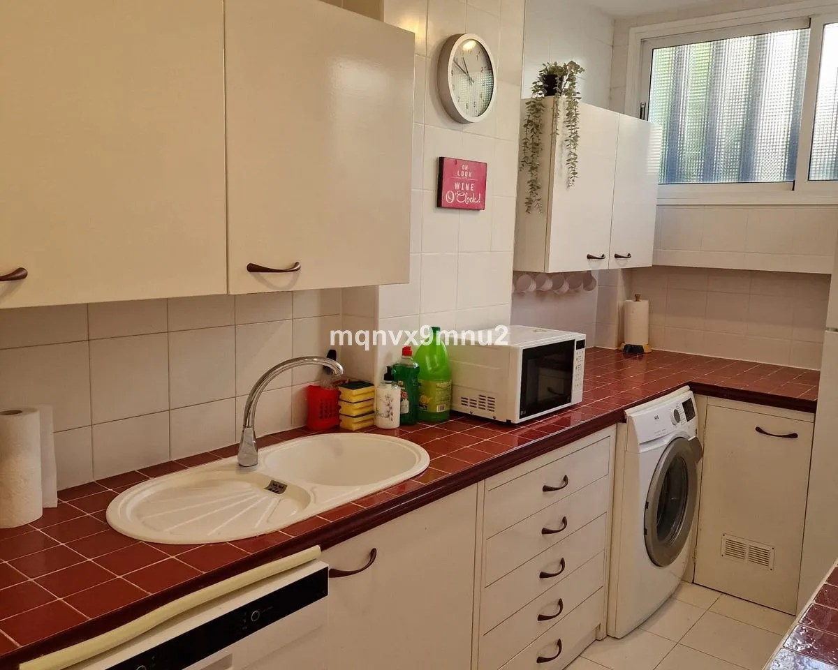 6e807a93-f8c0-4f60-8806-610b04180663