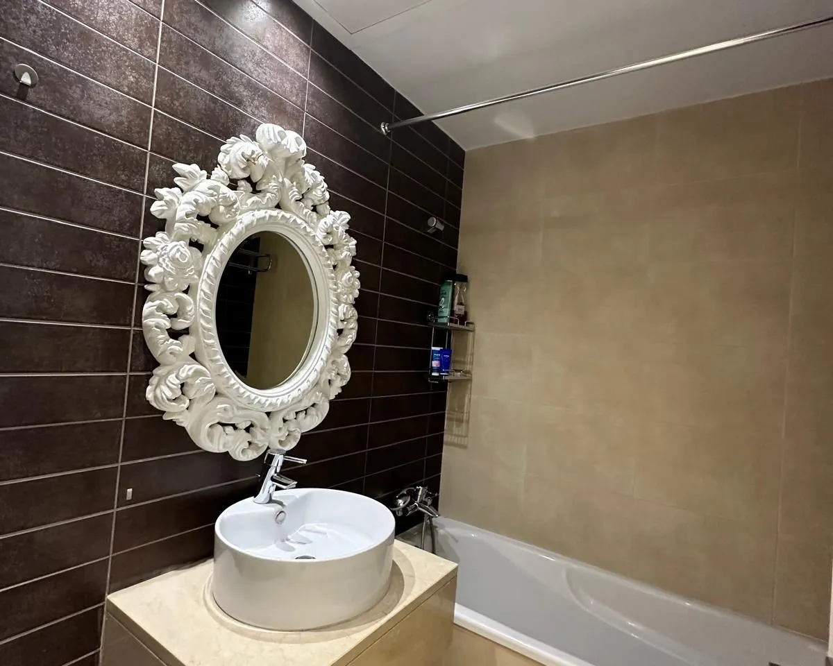 28851795-1954-4772-ac7c-8a27b69425da