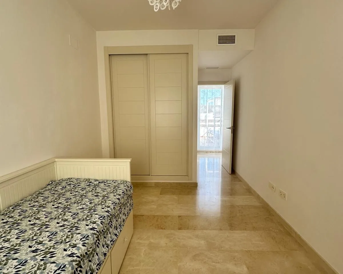 e4eb07eb-3d91-420c-847d-b1a41110182e