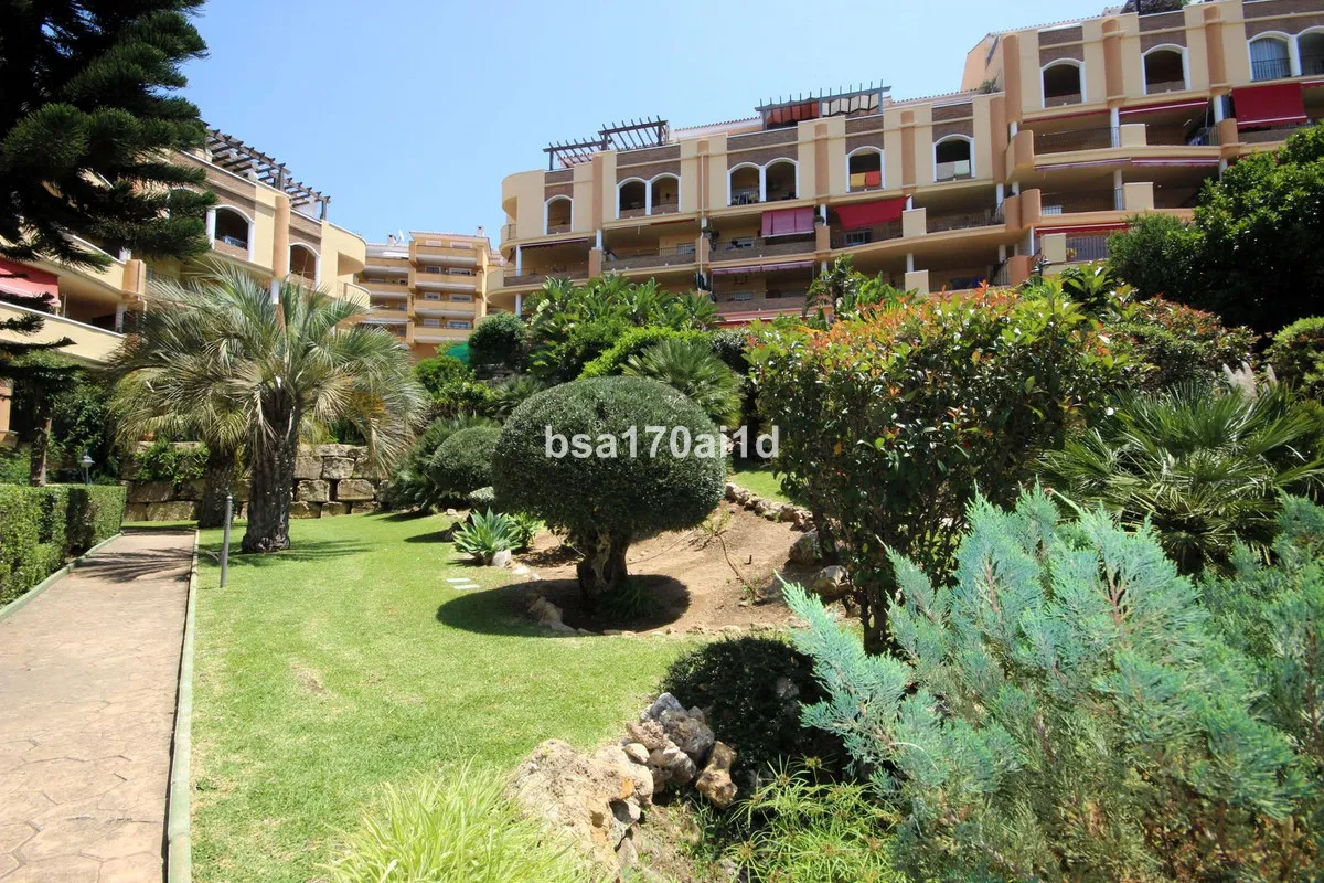 b6488ad7-8204-49f7-9638-02ac40514a71