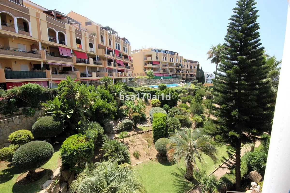 dfc44177-3543-4eb5-94f7-21b2b011a2e8