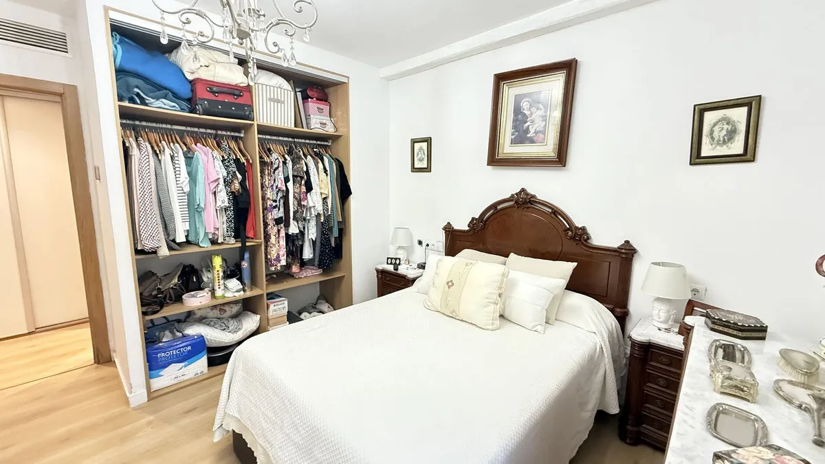 10187619-00a0-4636-b53d-f8ad0edb8965