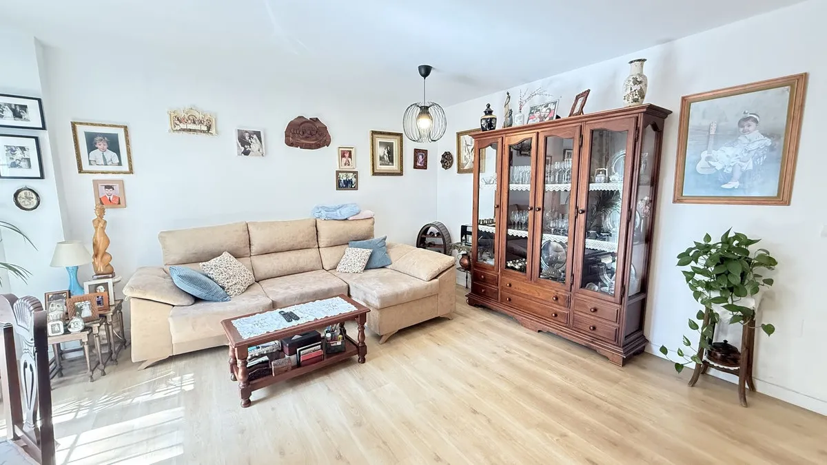 6308c6da-b7b8-4d67-a6c3-a3a37cc3f5a9