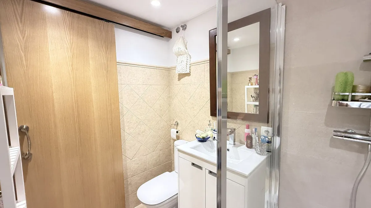 7c21561f-abe5-43c2-bc0c-eb8c94f7a5da