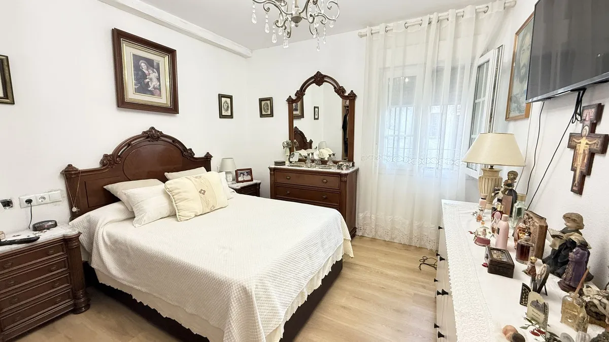 fb3ecbdf-f32f-4c44-876e-576b37be7414