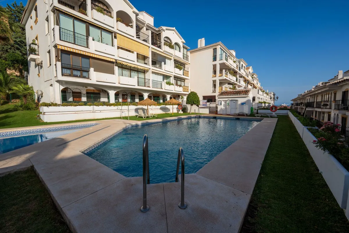 0f8a8493-1464-41ea-bda9-0fa23aebf447