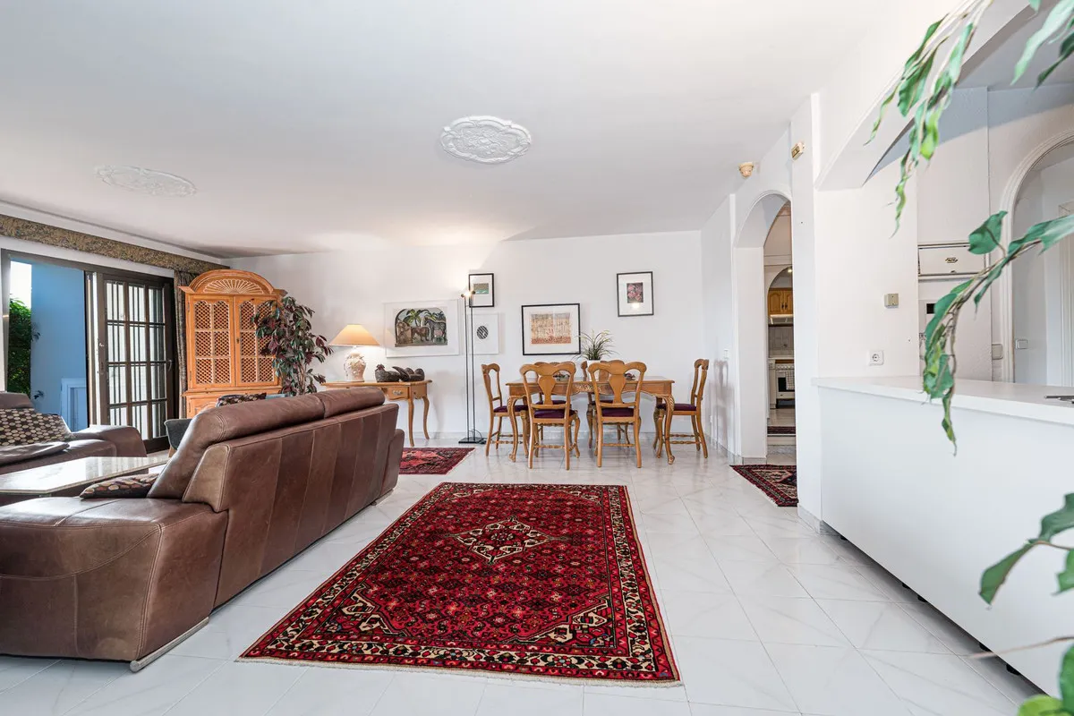 b11f6895-90eb-4496-af12-53c039e23b1b