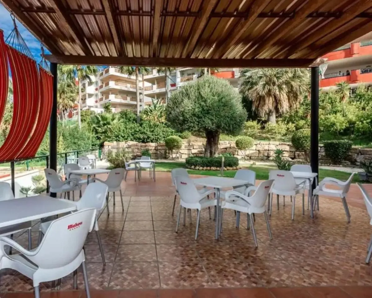 b06cff96-bc60-43d1-b5e4-499d607dba6a