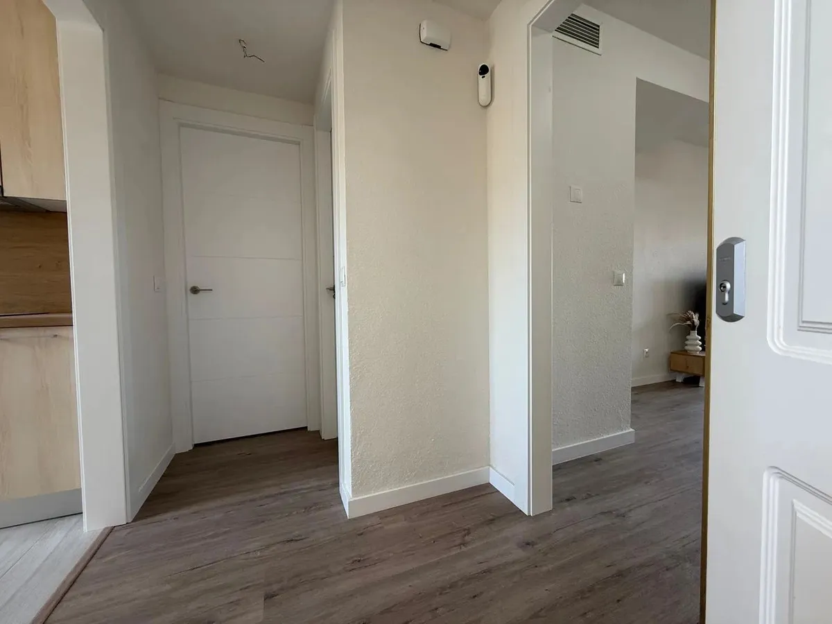 0ed8a73c-052e-40a1-aa66-fa0c91027e4e