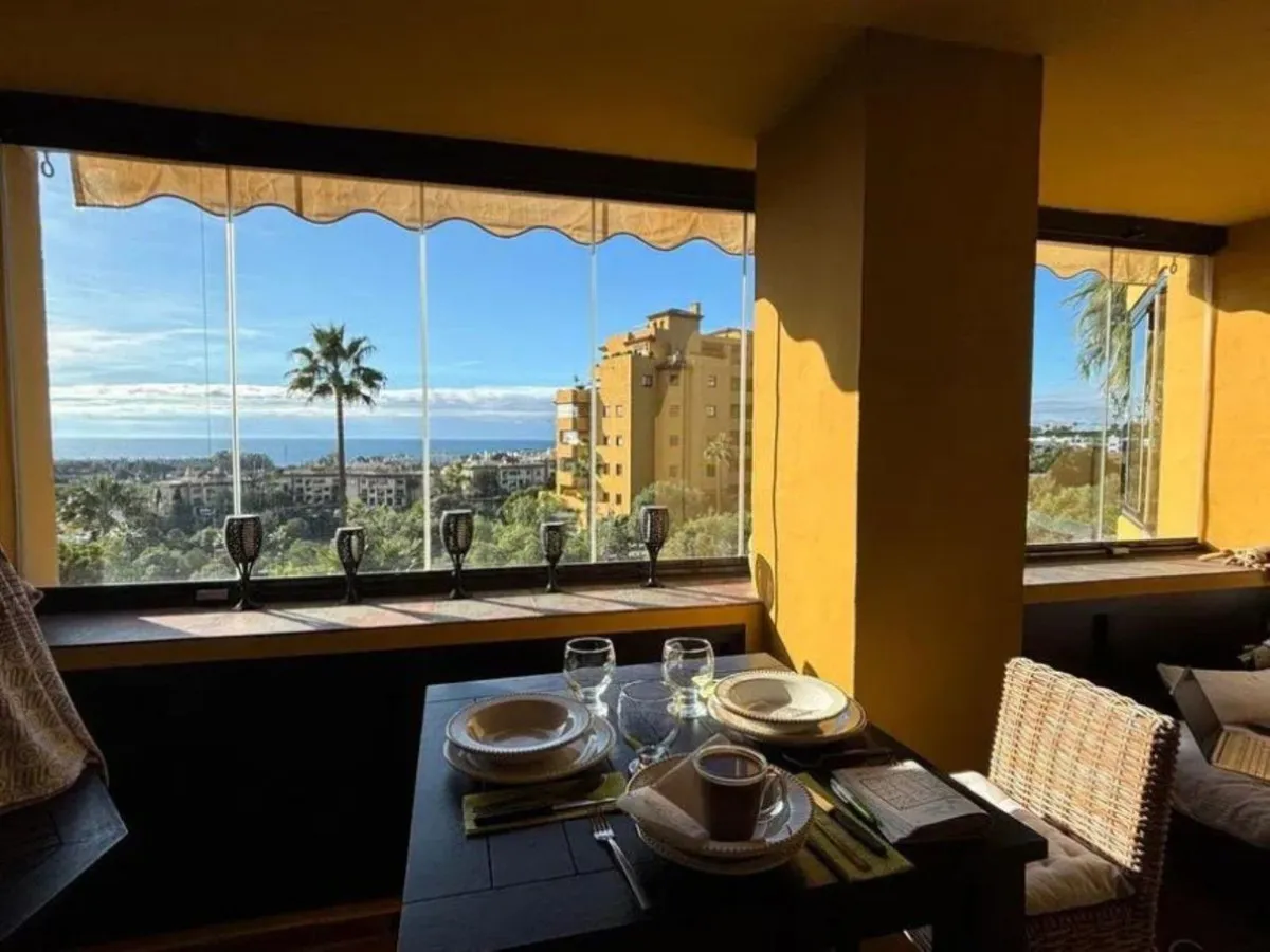 c7de73ff-9426-4e96-8e46-572237e8fc92