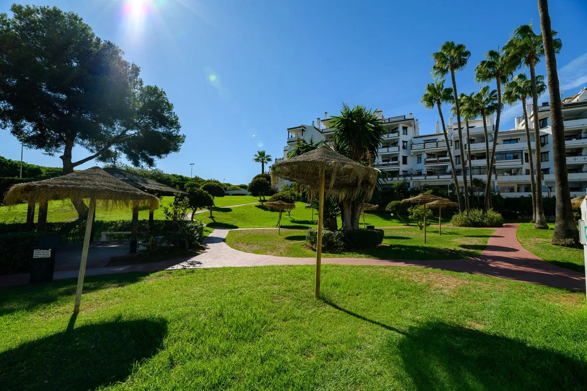 ada2288f-4c71-4653-8681-a953b68aa0fd