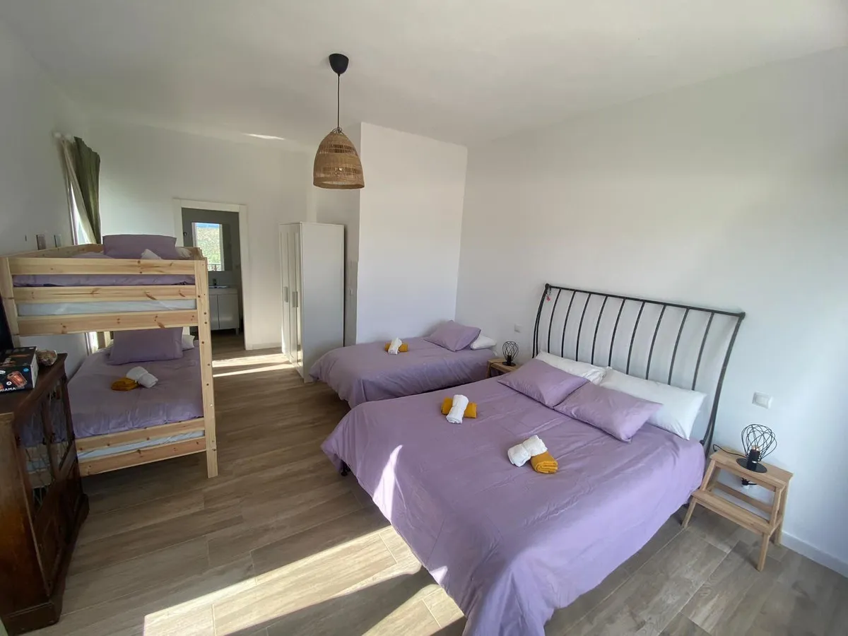 fbda76d0-c5b7-4a7a-b3d4-569153373c03