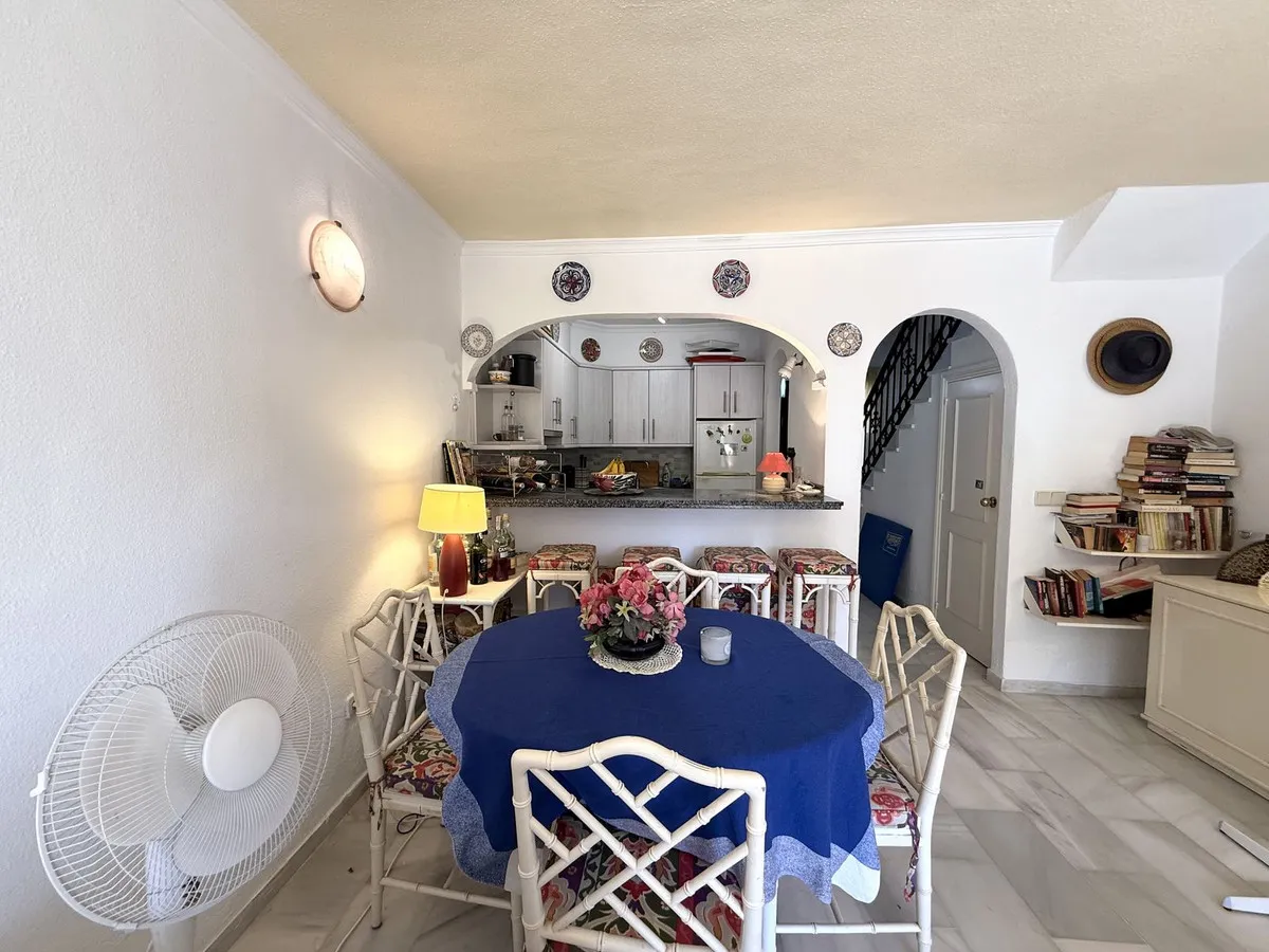 3aadfc61-85b0-4a80-8804-625e75d9c326