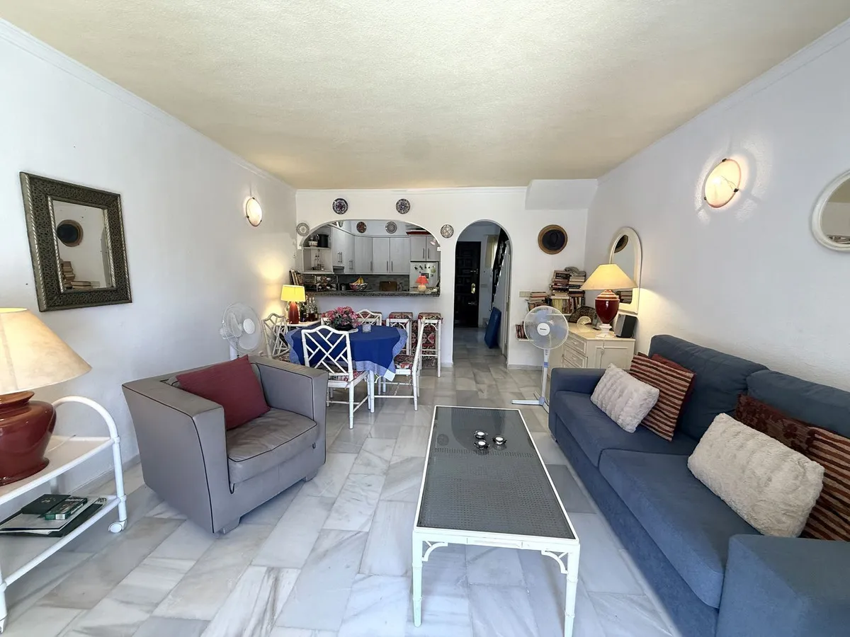 51a958dc-e25c-4eb5-b7e3-4b5220cea7d3