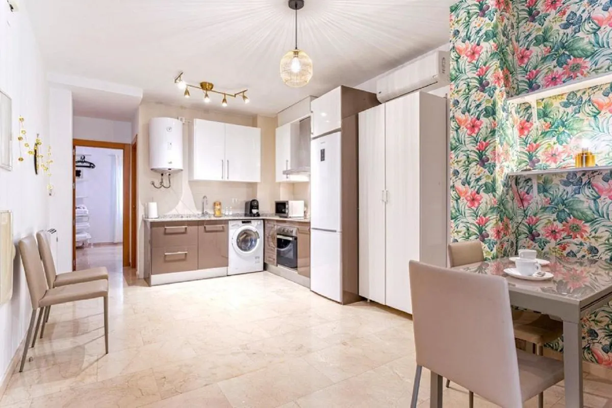 783d436b-1297-4ed3-886c-06b68f57f16b