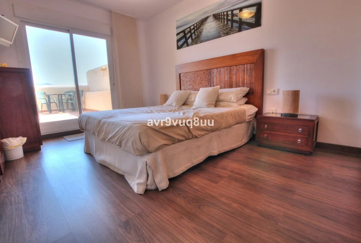 c2ab0e86-9cdf-4541-b133-dcc4074f6aec