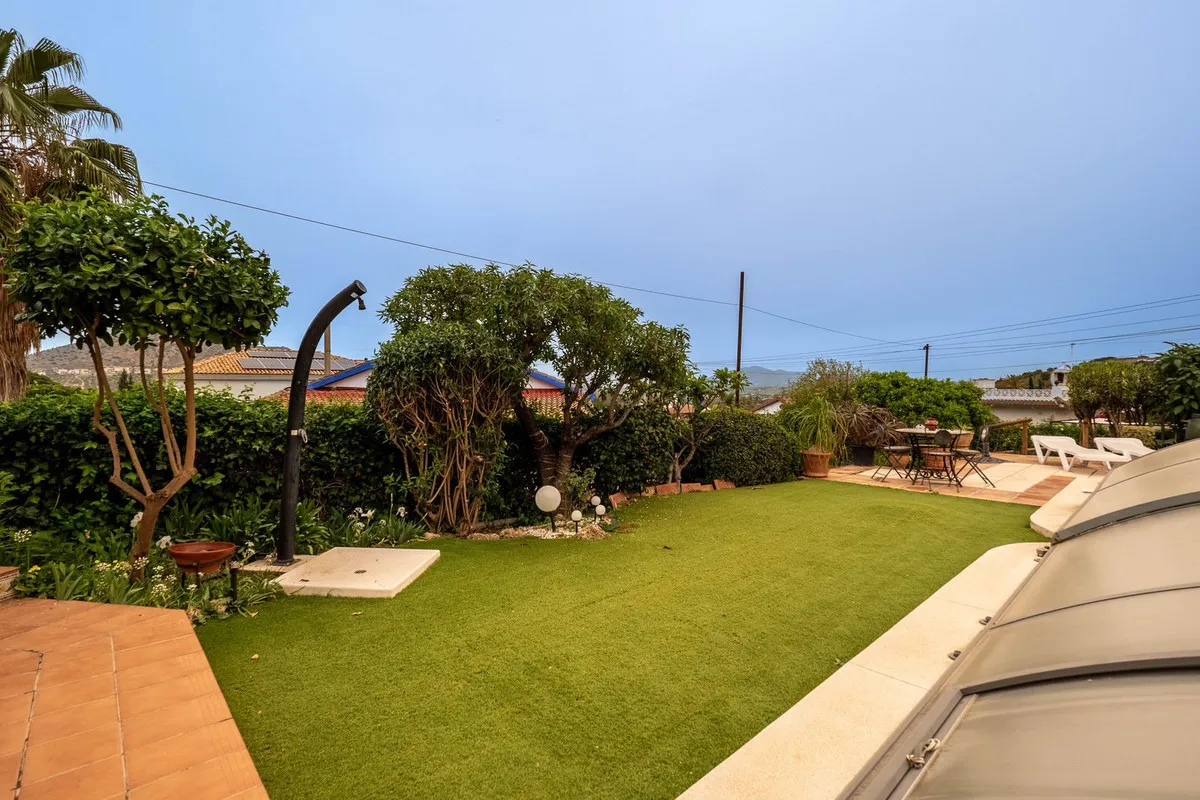 8d917553-8411-45b9-9958-e4a5347ef097