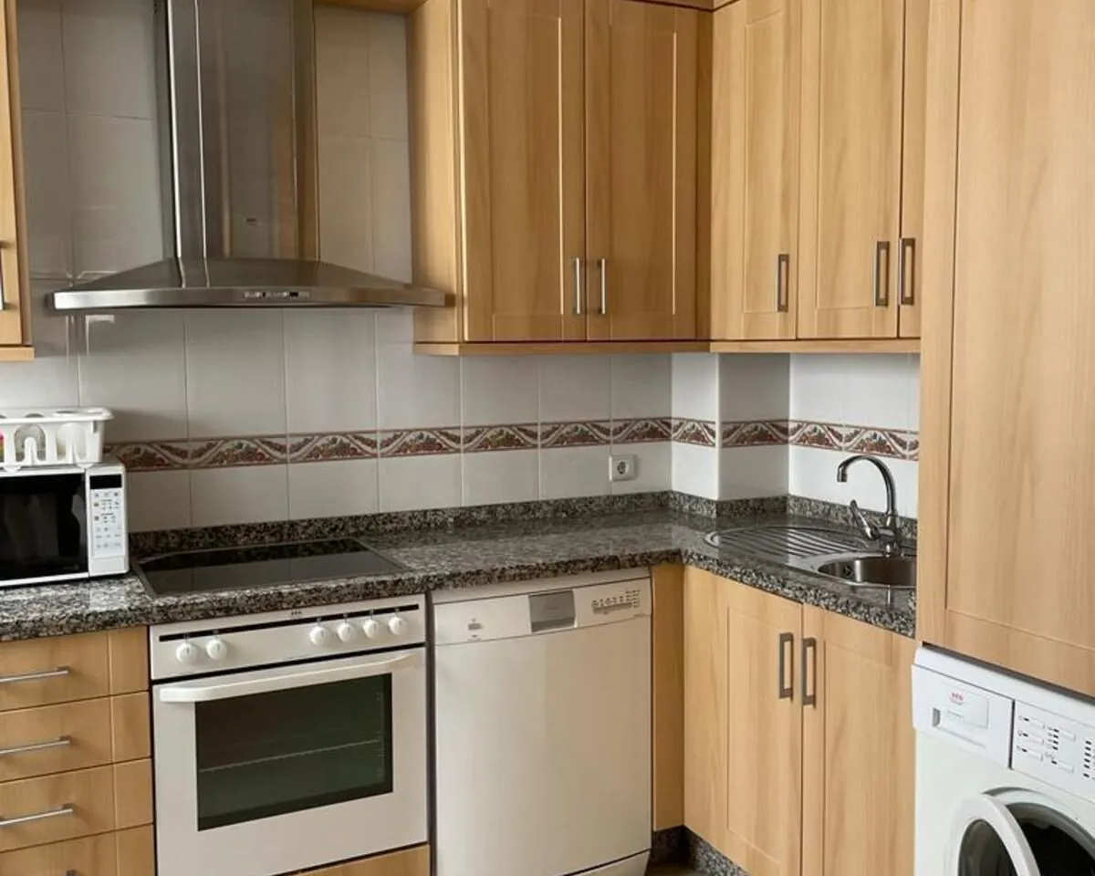 0005c93c-c39d-4da2-9c98-ba0cea8e28be